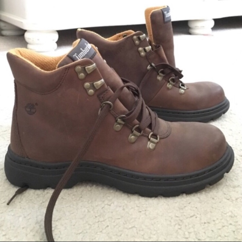 Women’s Timberland brown leather boots